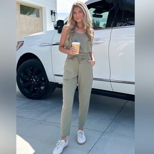 SPANX | Drawstring Casual Friday Tapered Pants